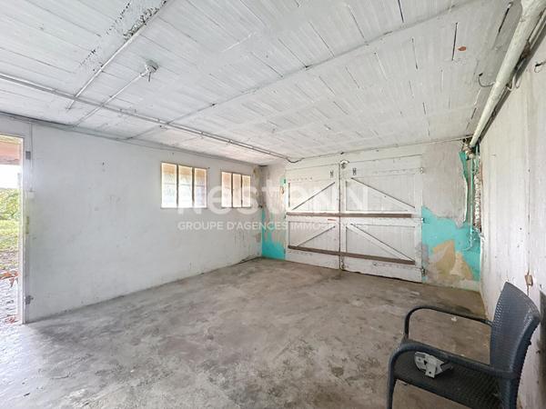 SAINT-RÉMY-DE-PROVENCE ? MAISON À RENOVER AVEC BEAU TERRAIN ET FORT POTENTIEL