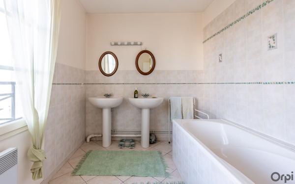 Maison à vendre    5 pièces • 125 m2 Champigny-sur-Marne