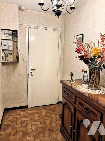 Grenoble, secteur Alpins/Alliés appartement 3P+C en étage