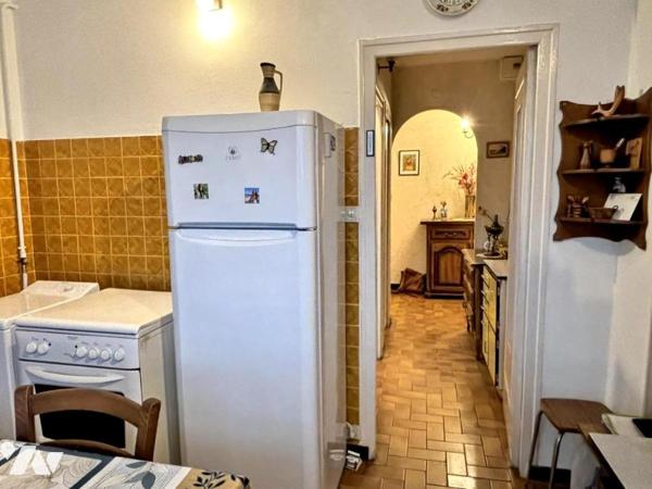 Grenoble, secteur Alpins/Alliés appartement 3P+C en étage