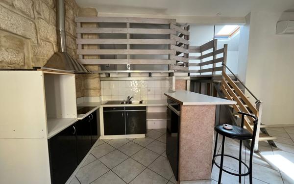 Appartement à louer    1 pièce •  Lunel