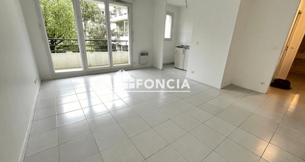 Location Appartement 2 pièces 38.2 m² - Châtenay-malabry 92290