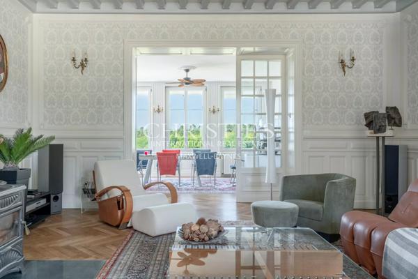 Magnifique château avec installations équestres professionnelles