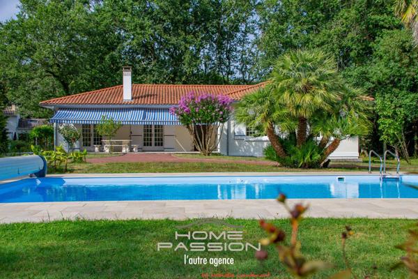 SAINT-SULPICE-DE-ROYAN - Spacieuse Maison Familiale avec Grand Terrain Boisé et Piscine