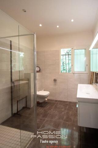 SAINT-SULPICE-DE-ROYAN - Spacieuse Maison Familiale avec Grand Terrain Boisé et Piscine