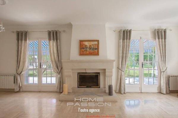 SAINT-SULPICE-DE-ROYAN - Spacieuse Maison Familiale avec Grand Terrain Boisé et Piscine