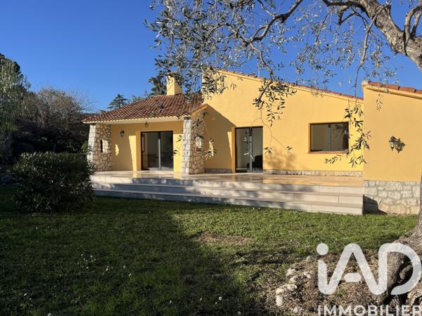 Location maison 5 pièces 129 m² Roquefort-les-Pins