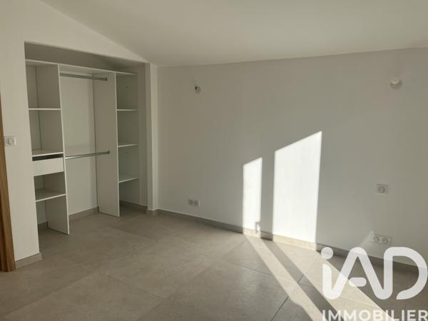Location maison 5 pièces 129 m² Roquefort-les-Pins