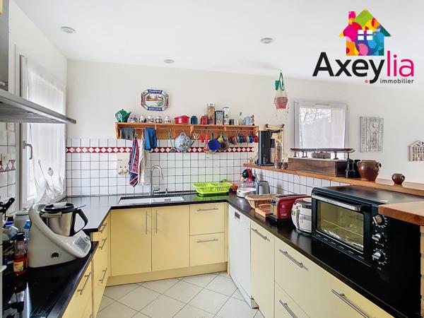 Riorges (42153) A VENDRE - RIORGES PROCHE MAIRIE - MAISON 4 CHAMBRES AVEC TERRAIN DE 1514 M2