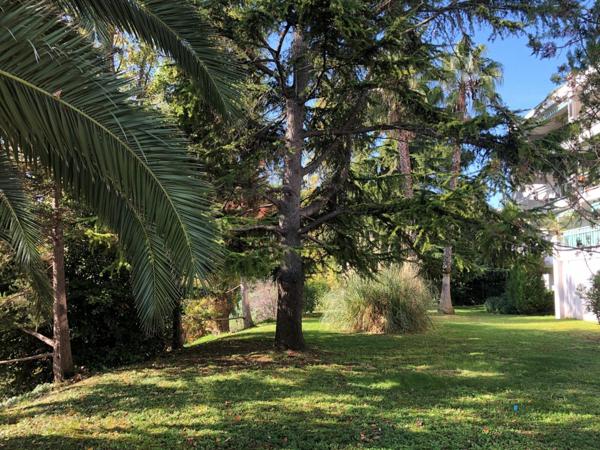 Appartement à louer    3 pièces • 62,21 m2 Antibes