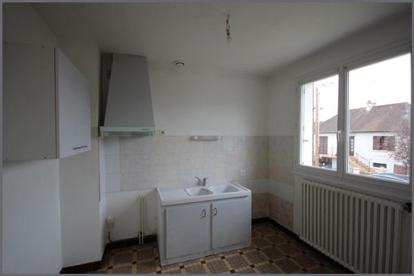 Maison à LE LUDE, 72800 - 4 pièces 52m²