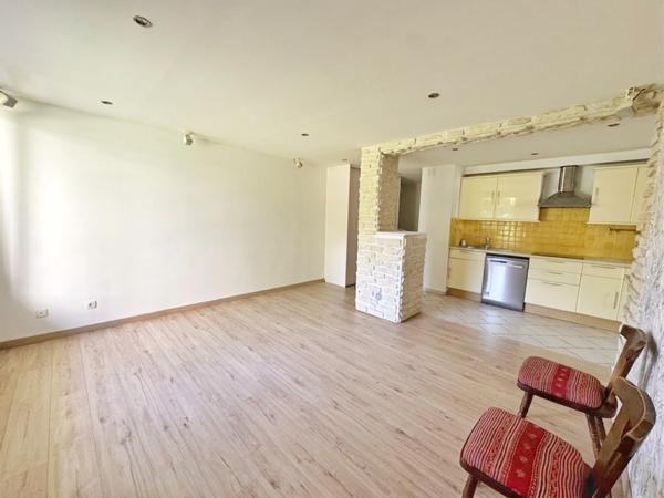 Appartement 3 pièce(s) 2 chambre(s) 62.74 m²