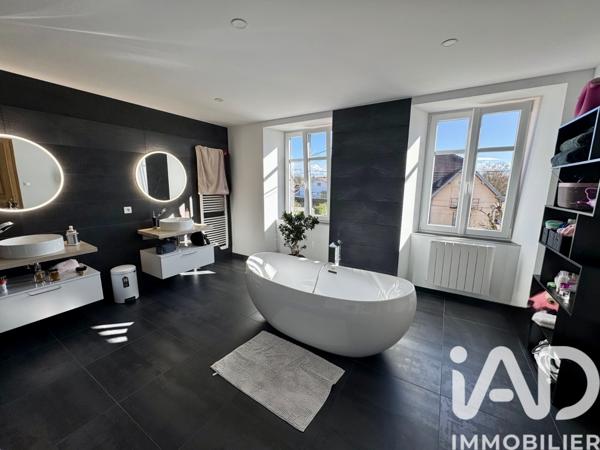 Maison à vendre 6 pièces 210 m² Montreux-Château