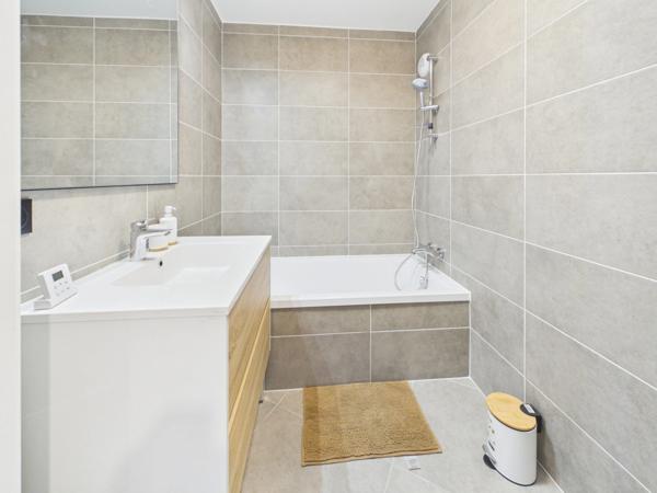 Haute Savoie (74), à vendre SAMOENS - Domaine skiable Grand Massif - Appartement T2 en rez de jardin