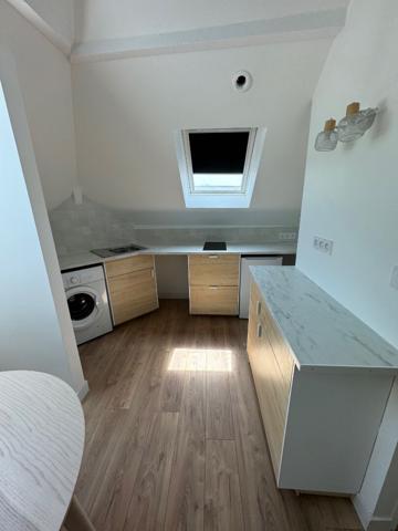 "APPARTEMENT MEUBLÉ 2 PIECES LE MANS 34M2"