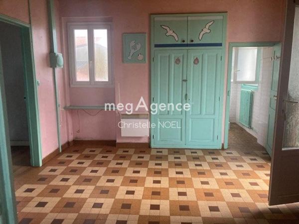 Maison à AIGUILLON LA PRESQU ILE, 85460 - 7 pièces 115m²