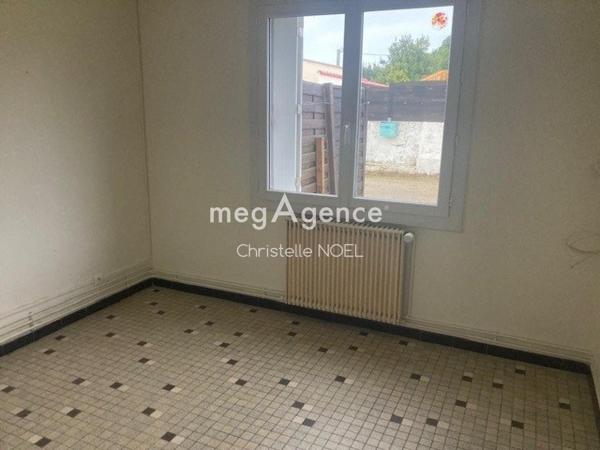 Maison à AIGUILLON LA PRESQU ILE, 85460 - 7 pièces 115m²