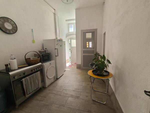 LEZIGNAN CORBIERE , GRANDE MAISON T 6 AVEC GITE