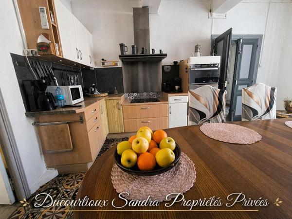 LEZIGNAN CORBIERE , GRANDE MAISON T 6 AVEC GITE