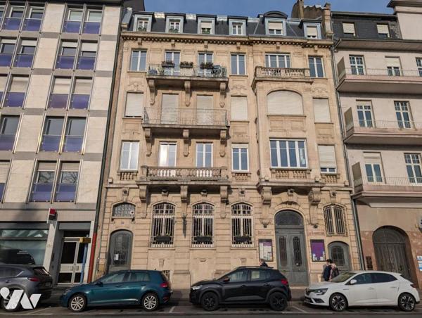 Appartement Thionville Place de la République T8, proche gare avec garage