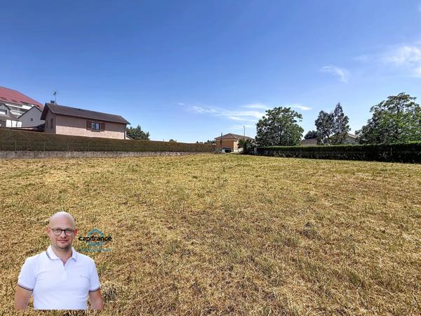 Terrain à vendre de 802,00 m² LES AVENIERES (38)