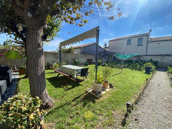 Maison  PRAHECQ 65 m² et 40 m²