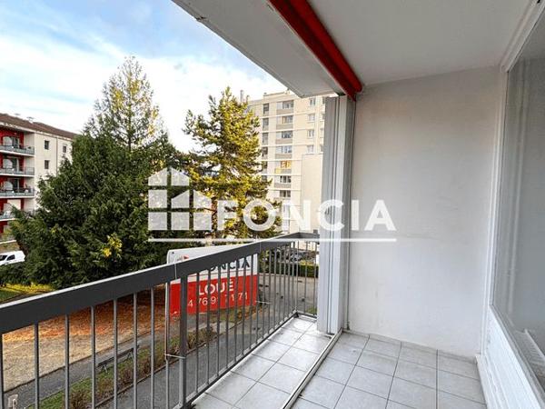 Location Appartement 4 pièces 60 m² - LA SURE 2 Voiron 38500