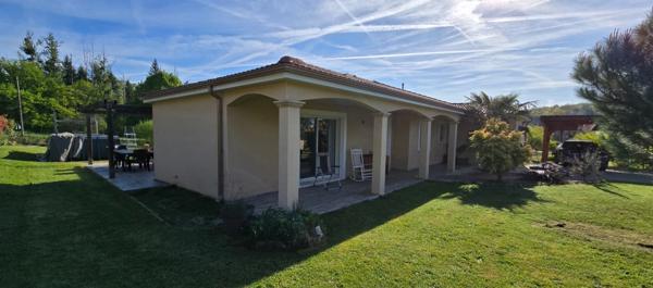 Maison à vendre 5 pièces EYJEAUX (87)