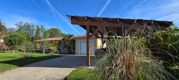 Maison à vendre 5 pièces EYJEAUX (87)