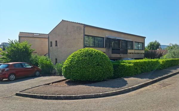 Appartement à vendre    2 pièces •  Gréoux-les-Bains