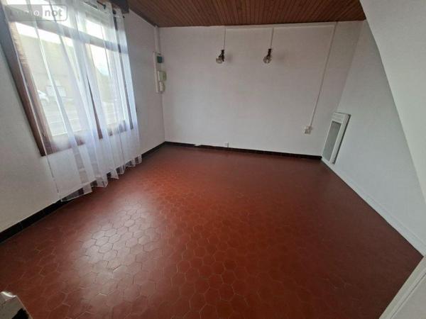 Maison de ville à louer à Blaringhem dans le Nord (59173), ref : 13078/3504