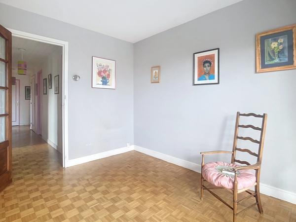 Indre et Loire, Tours À VENDRE – T3 lumineux avec grande terrasse – Quartier Strasbourg