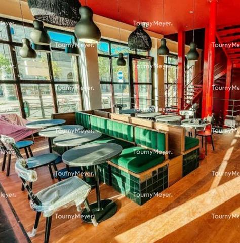 LOCATION - LOCAL COMMERCIAL D'ANGLE - BORDEAUX RIVE DROITE.