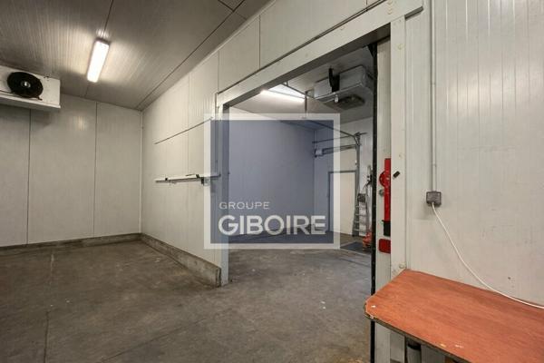 Local d'activites 118 m² à louer Périphérie Rennes (réf : 35.6967)