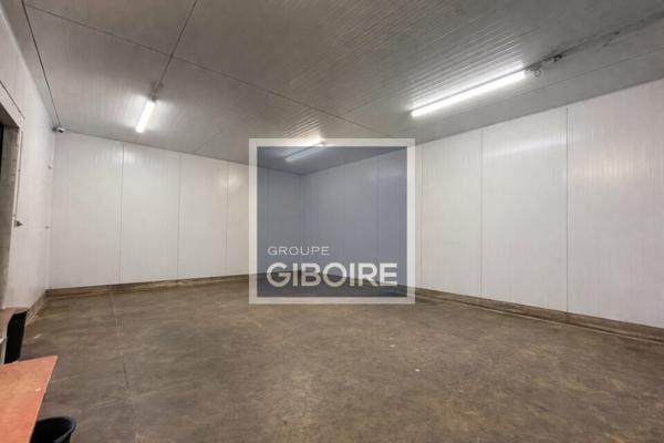 Local d'activites 118 m² à louer Périphérie Rennes (réf : 35.6967)
