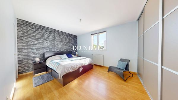 Maison familiale - 170 m2 - proximité commerces et collège - beau jardin 680m2