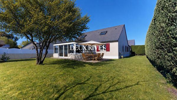 Maison familiale - 170 m2 - proximité commerces et collège - beau jardin 680m2