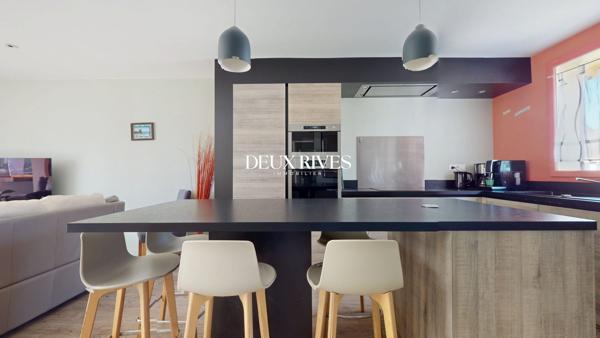 Maison familiale - 170 m2 - proximité commerces et collège - beau jardin 680m2