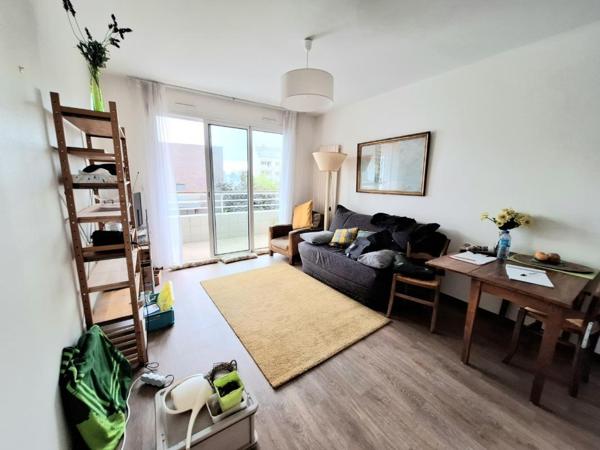 Appartement T2 à louer - 35 m² (réf : 556875)
