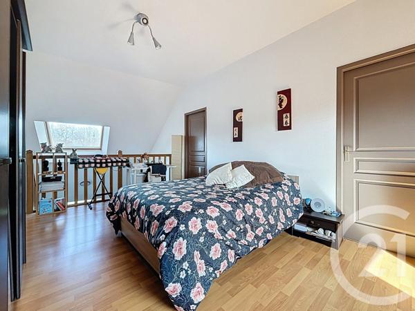 Appartement F5 à vendre  5 pièces - 126 m2 VILLERSEXEL - 70