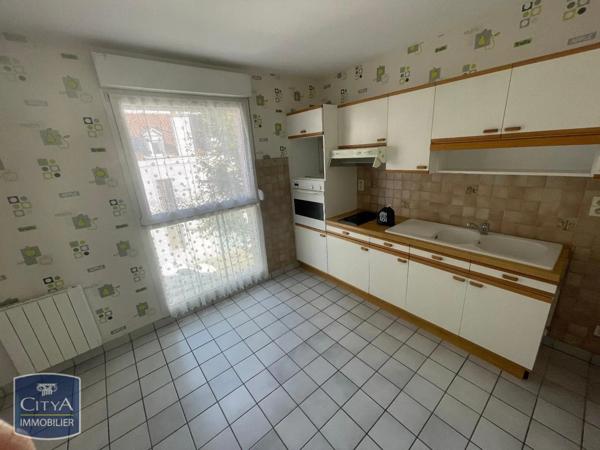 Appartement à louer 3 pièces 80.6m²