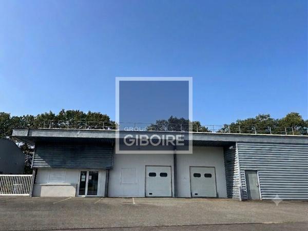 Local d'activites 500 m² à louer SAINT-JACQUES-DE-LA-LANDE (réf : 35.7262)