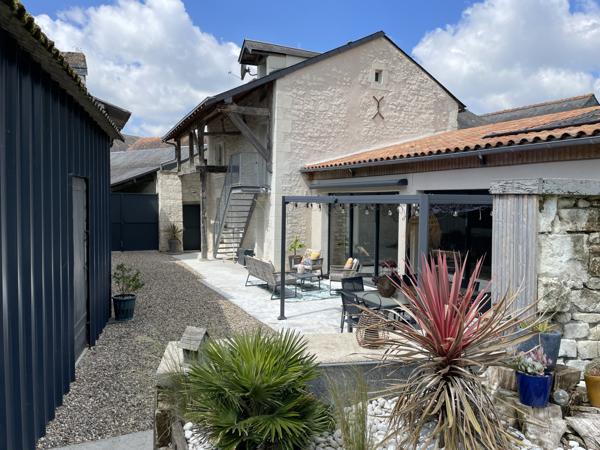 Authenticité et Charme à Saint-Gervais-les-Trois-Clochers