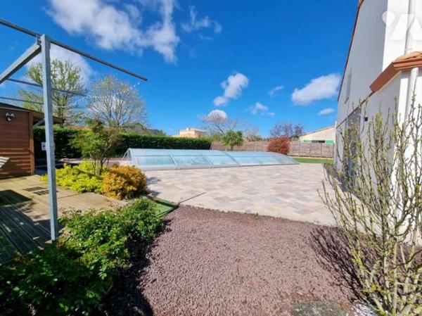 SAINT JULIEN DE CONCELLES cœur de bourg maison 4 chambres