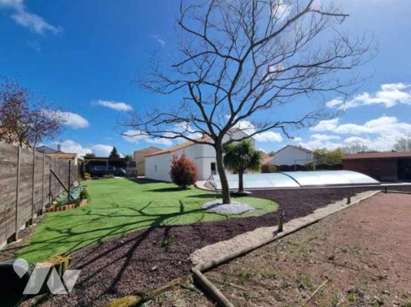 SAINT JULIEN DE CONCELLES cœur de bourg maison 4 chambres