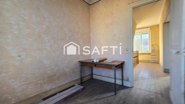 Maison Familiale à Fort Potentiel avec Jardin, Proche des Commodités !