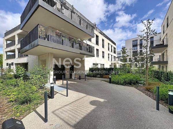 Belle appartement récent avec terrasse proche du RER B