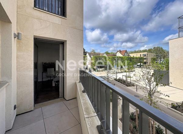Belle appartement récent avec terrasse proche du RER B