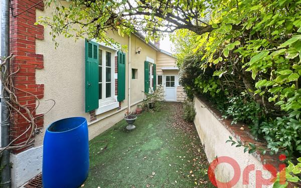 Maison à vendre    6 pièces • 120 m2 Saint-Doulchard