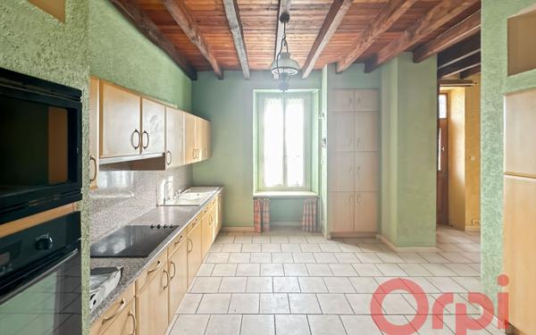 Maison à vendre    6 pièces • 120 m2 Saint-Doulchard